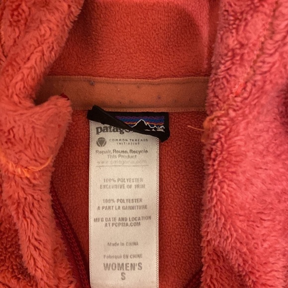 Patagonia Women's Plush Synchilla Hoody - Picture 2 of 4